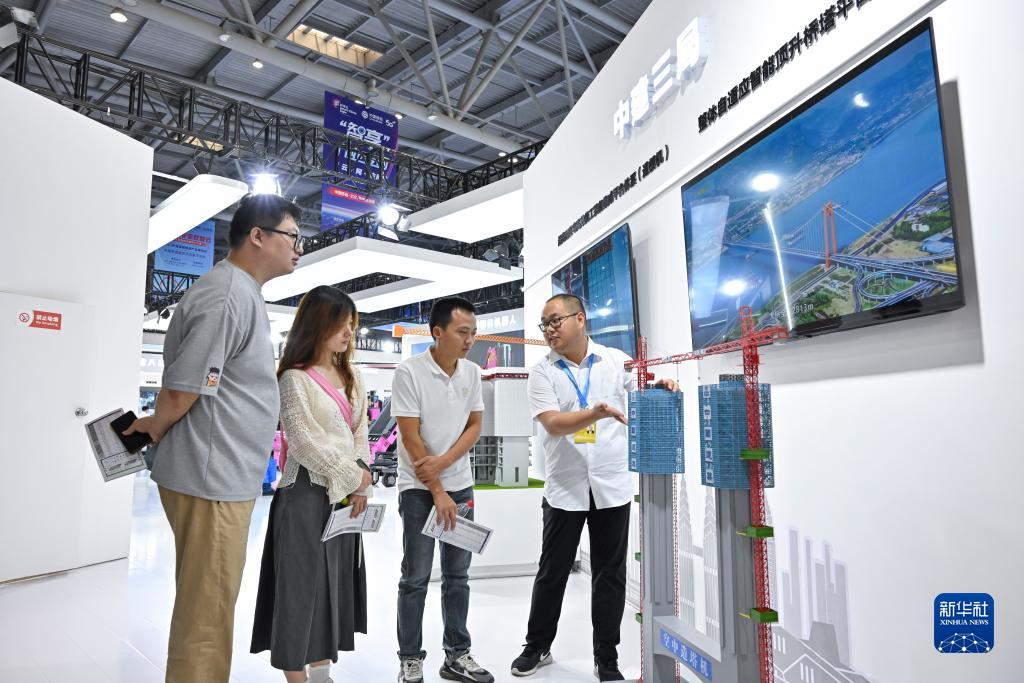 2023中国国际智能产业博览会拉开帷幕(图4)