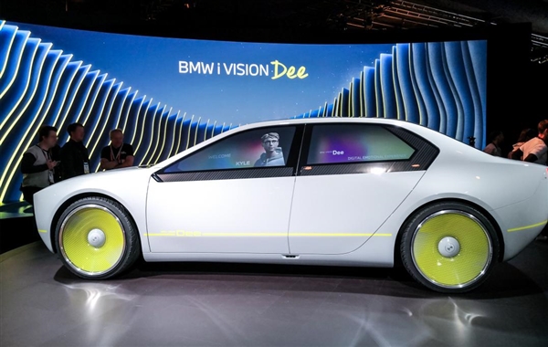 光峰科技亮相CES 2024 中国车载光学产品走向全球舞台(图5) 光峰科技亮相CES 2024 中国车载光学产品走向全球舞台(图5)