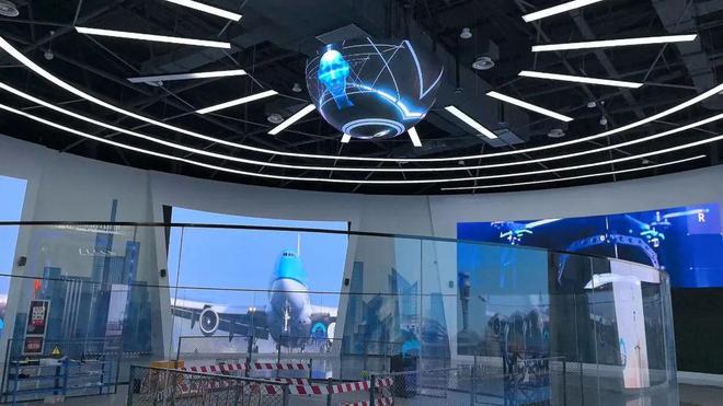 全环境立德树人 穿越古老纺织厂房拥抱未来AI科技——青岛九中2023级1班人工智能国际会客厅研学实践(图5)