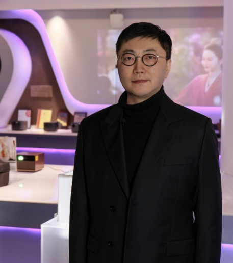 专访全国人大代表、极米科技股份有限公司董事长钟波：坚持创新驱动提升企业新质生产力