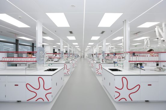 解码水羊股份多元肌肤科技 市场驱动下的中国特色美妆原料创新(图2) 解码水羊股份多元肌肤科技 市场驱动下的中国特色美妆原料创新(图2)