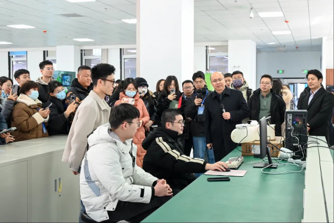 一周年!河北工大:找准星 解真题 谋共赢(图2) 一周年!河北工大:找准星 解真题 谋共赢(图2)