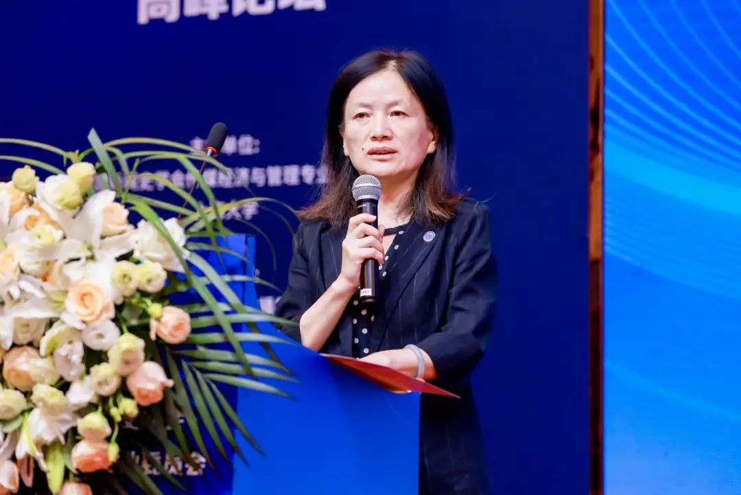 2023中国新闻史学会传媒经济与管理专业委员会学术年会暨第六届中国智能媒体传播高峰论坛在沪举办